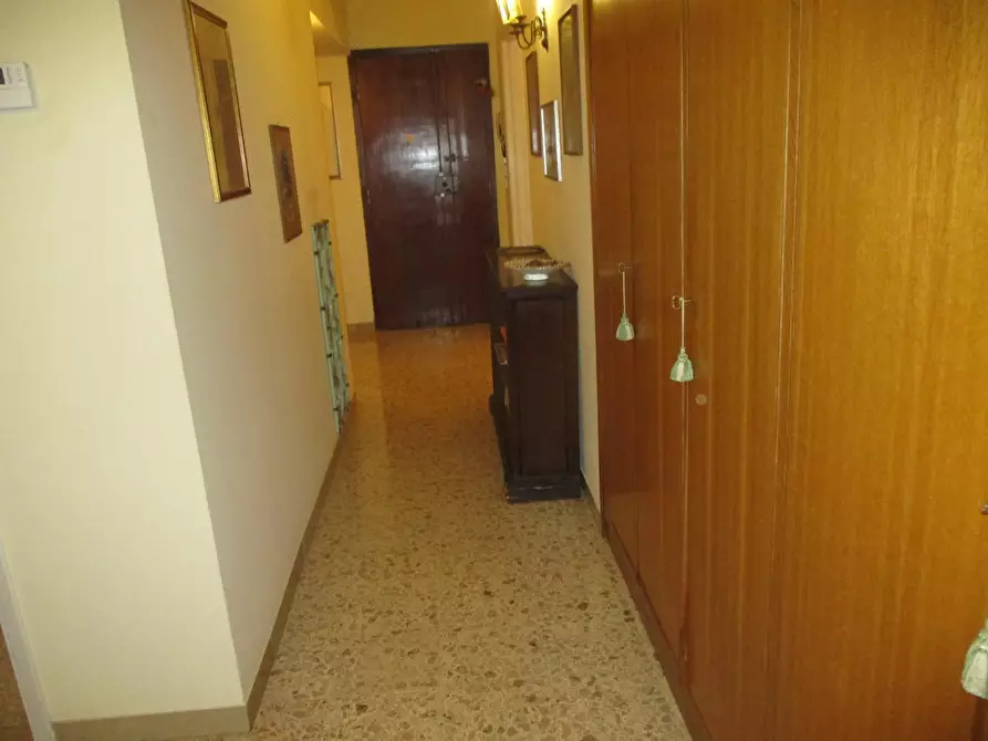 Immagine 23 di Appartamento in vendita  a Pontedera