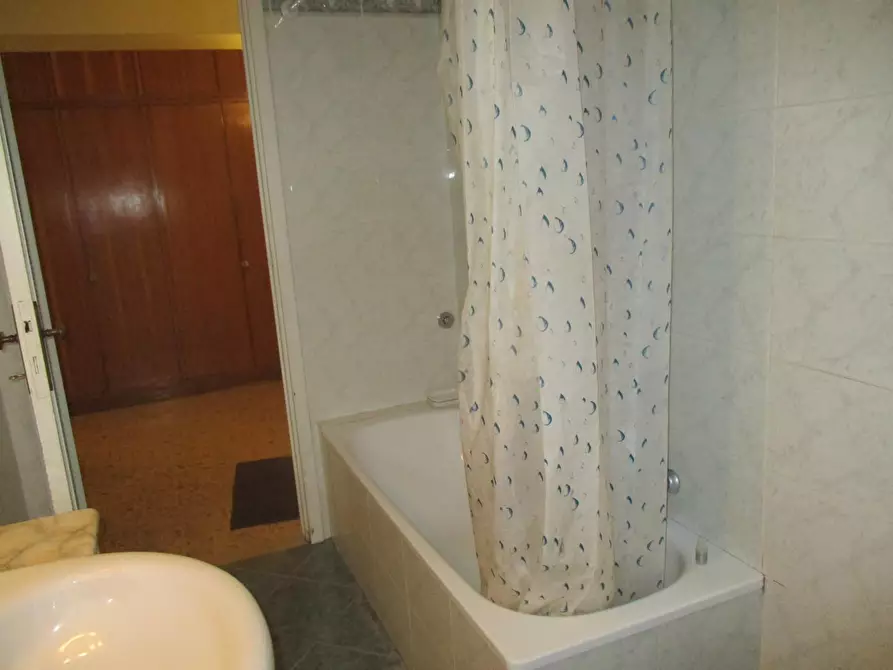 Immagine 27 di Appartamento in vendita  a Pontedera