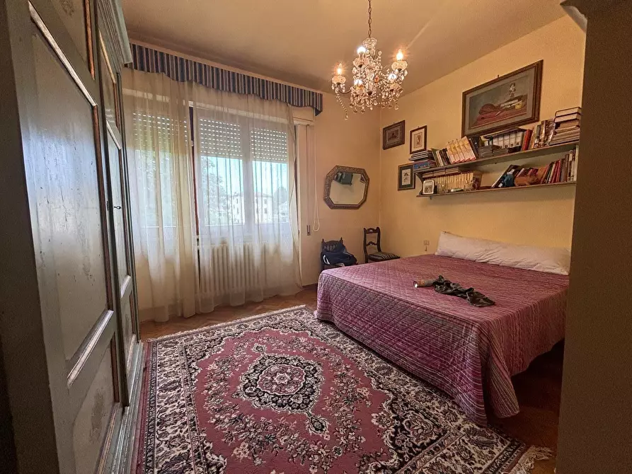 Immagine 14 di Villa in vendita  a Lucca