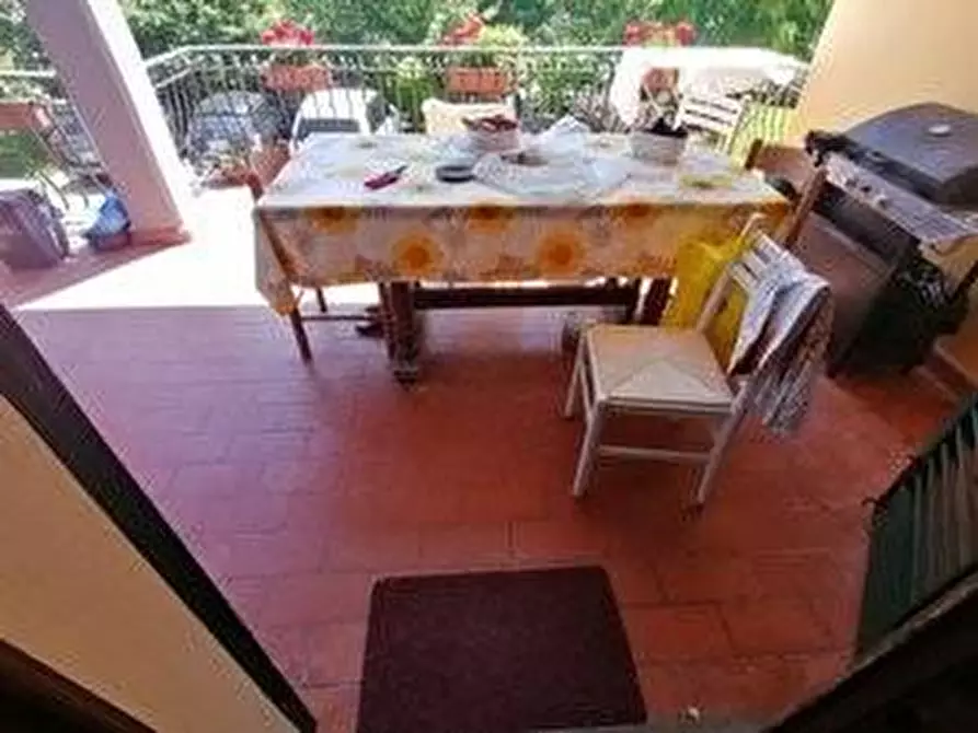 Immagine 23 di Villa in vendita  a Lucca