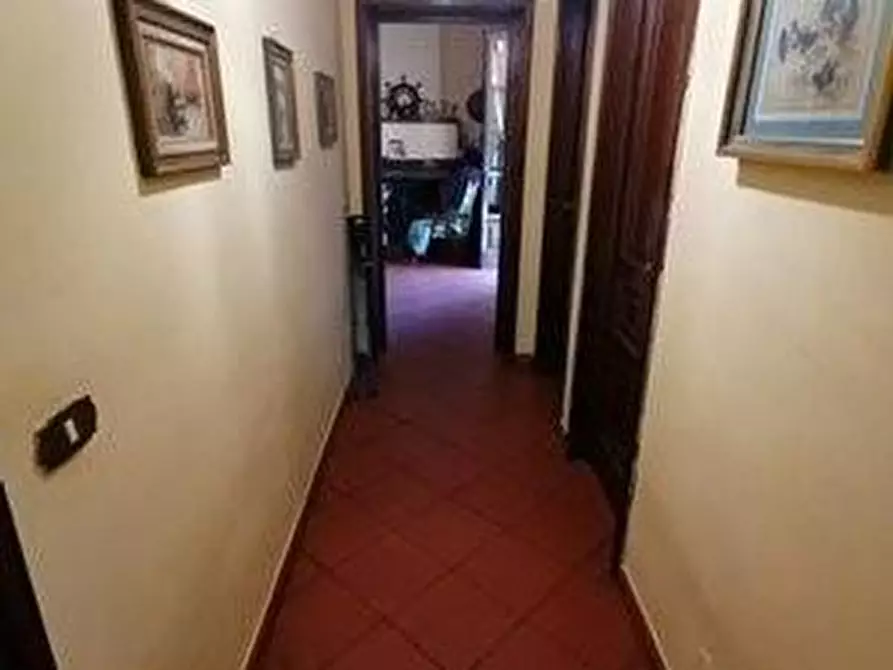 Immagine 7 di Villa in vendita  a Lucca