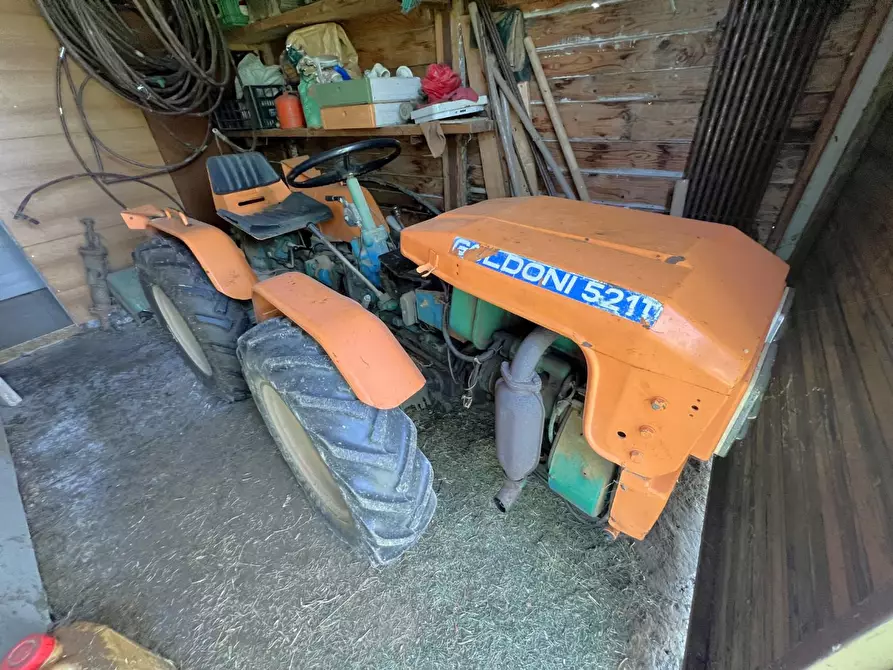 Immagine 8 di Terreno agricolo in vendita  a Cascina