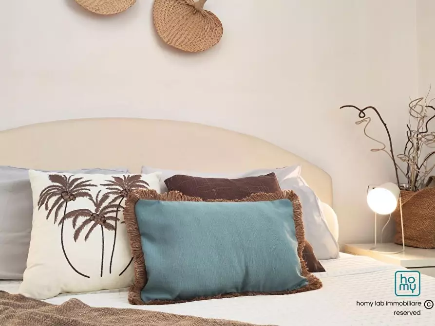 Immagine 15 di Appartamento in vendita  a Carrara