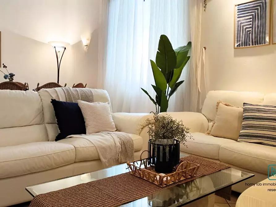 Immagine 39 di Appartamento in vendita  a Carrara