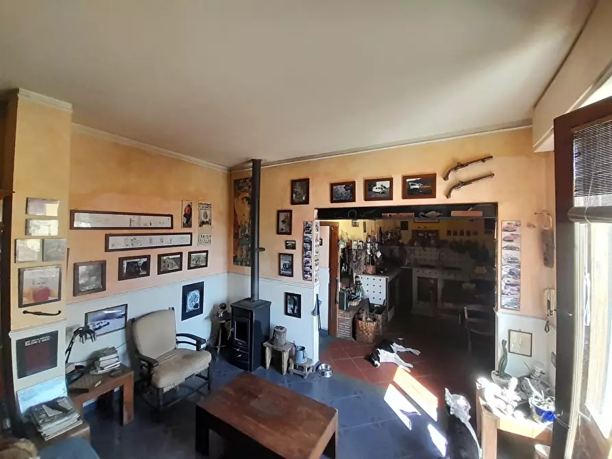 Immagine 21 di Casa indipendente in vendita  a Vecchiano