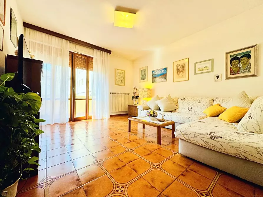casa indipendente in vendita a Viareggio in zona Campo d'Aviazione