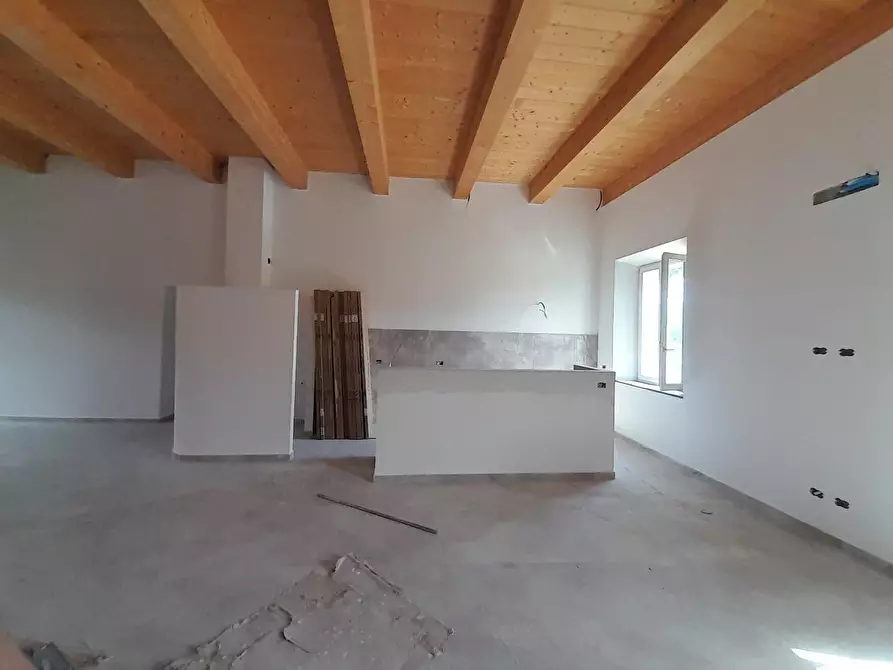 Immagine 4 di Appartamento in affitto  a Cascina