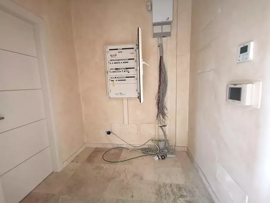 Immagine 9 di Ufficio in vendita  a Fucecchio