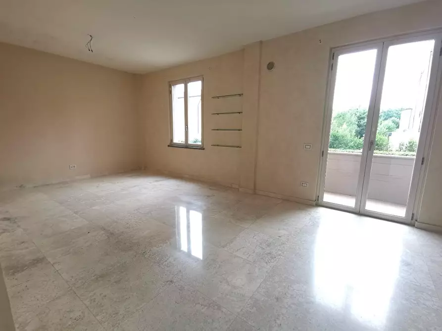 Immagine 7 di Ufficio in vendita  a Fucecchio