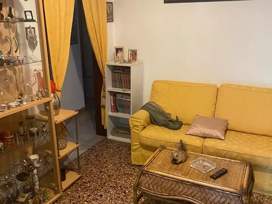 Immagine 9 di Appartamento in vendita  a Massa