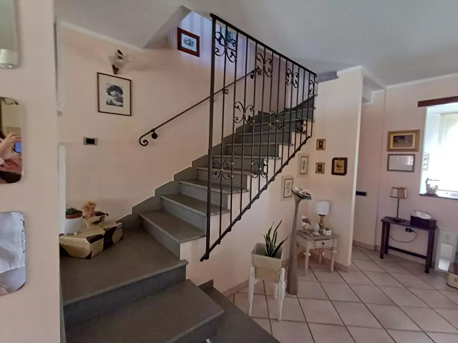 Immagine 8 di Mansarda in vendita  a Campiglia Marittima