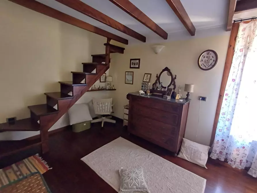 Immagine 12 di Mansarda in vendita  a Campiglia Marittima