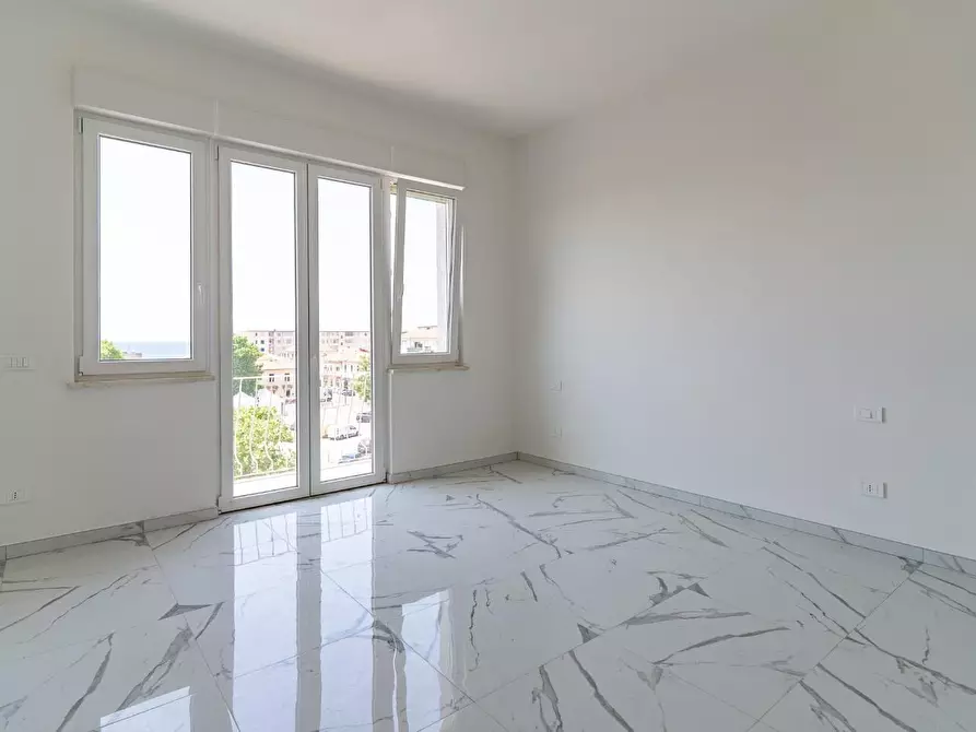 Immagine 3 di Appartamento in vendita  a Rosignano Marittimo