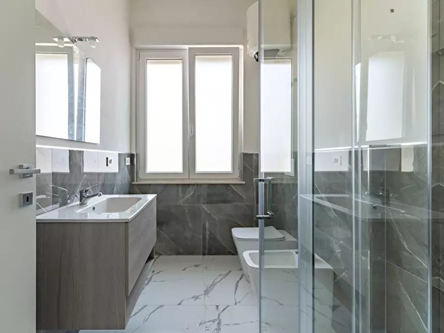 Immagine 15 di Appartamento in vendita  a Rosignano Marittimo