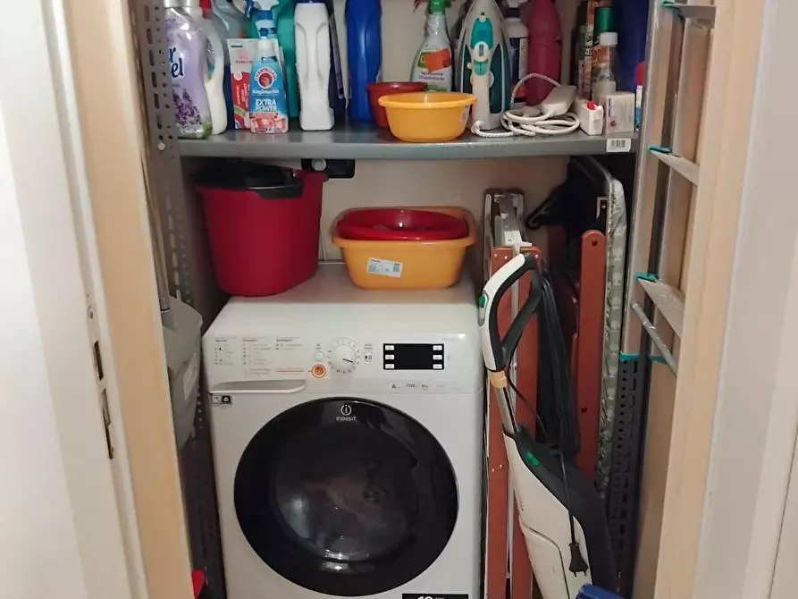 Immagine 8 di Appartamento in vendita  a Pisa