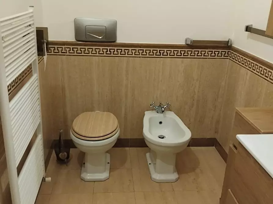 Immagine 10 di Appartamento in vendita  a Pisa