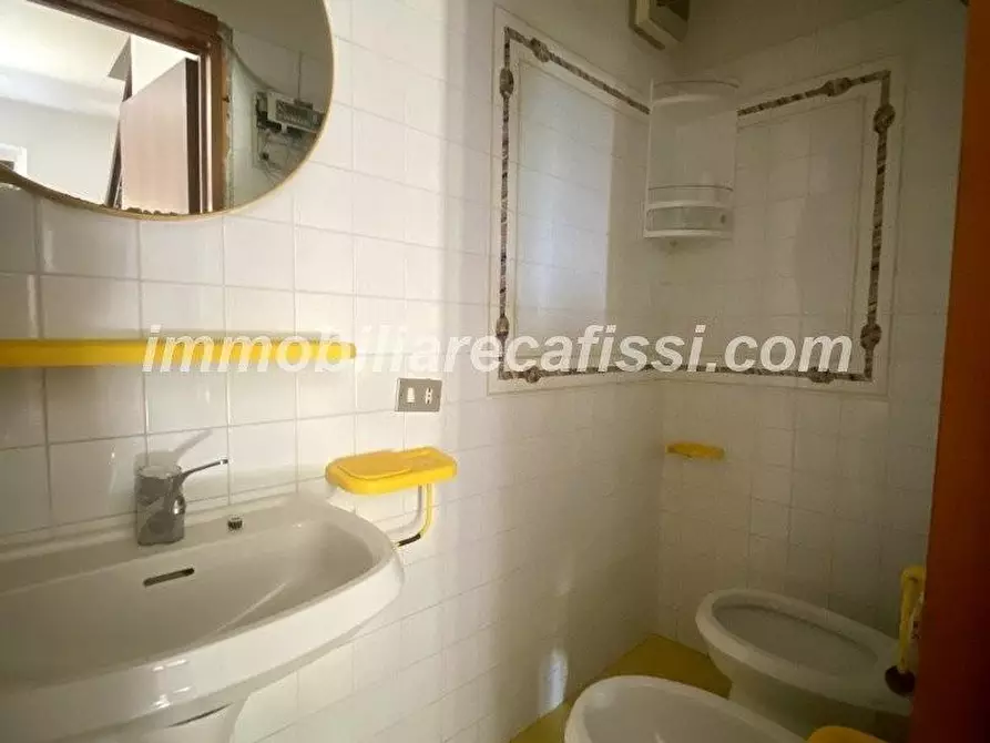 Immagine 8 di Casa bifamiliare in vendita  a Carmignano