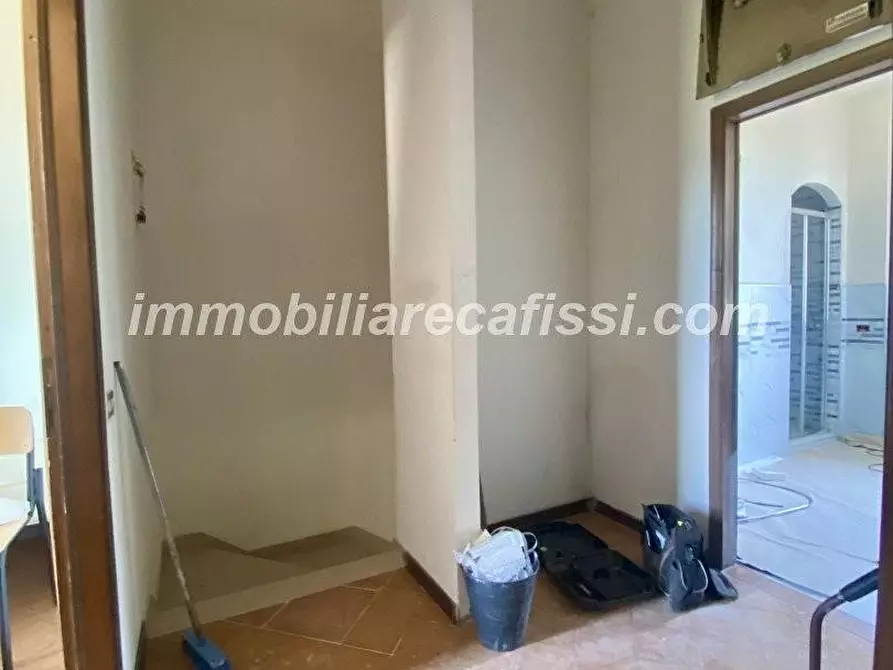Immagine 9 di Casa bifamiliare in vendita  a Carmignano