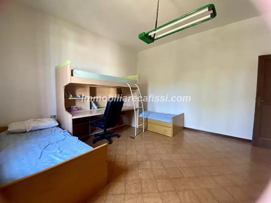 Immagine 13 di Casa bifamiliare in vendita  a Carmignano