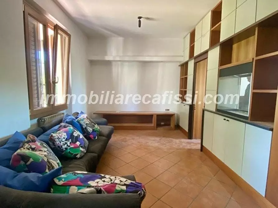 Immagine 2 di Casa bifamiliare in vendita  a Carmignano