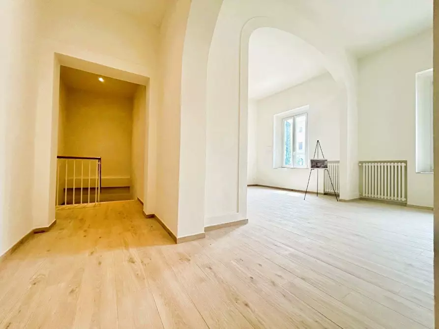 Immagine 17 di Appartamento in vendita  a Empoli