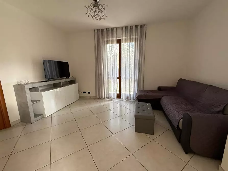 Immagine 10 di Appartamento in vendita  a Carrara