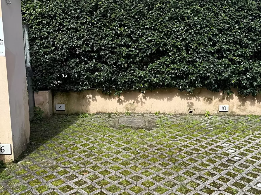 Immagine 24 di Appartamento in vendita  a Carrara