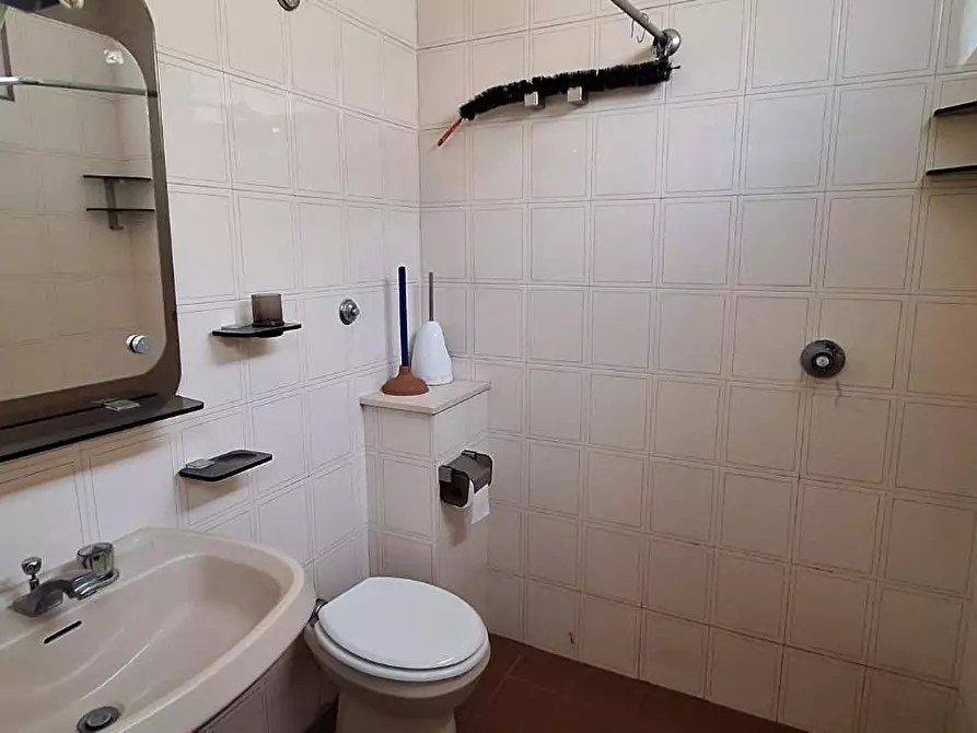 Immagine 9 di Terratetto in vendita  a Bagni Di Lucca