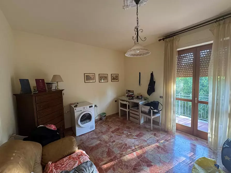 Immagine 22 di Appartamento in vendita  a Pontedera