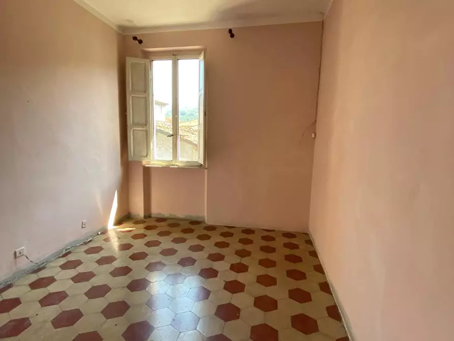 Immagine 1 di Appartamento in vendita  a Barga