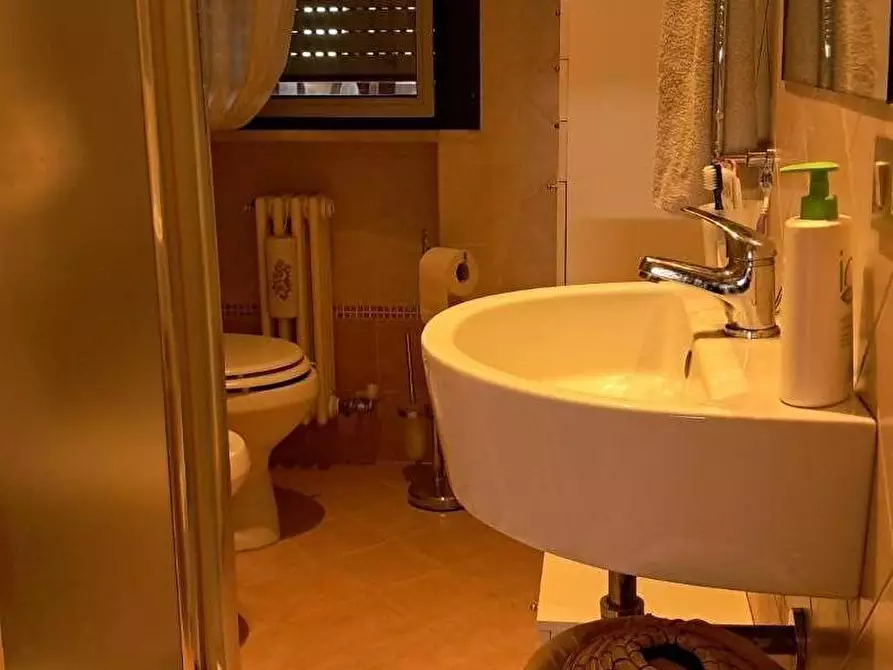 Immagine 25 di Appartamento in vendita  a Cascina