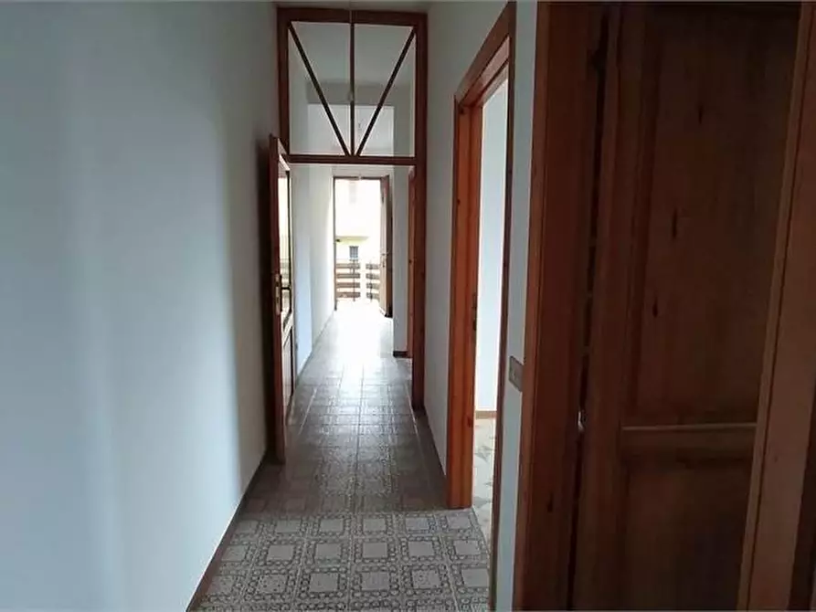 Immagine 8 di Appartamento in vendita  a Marliana