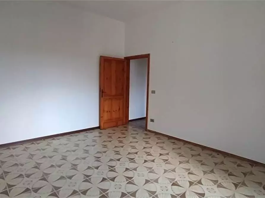 Immagine 6 di Appartamento in vendita  a Marliana