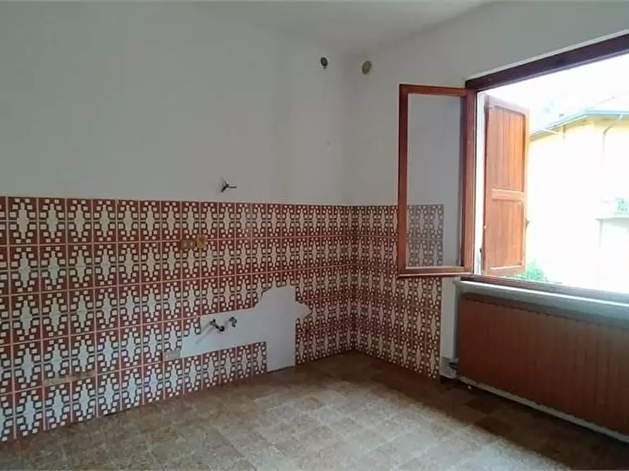 Immagine 4 di Appartamento in vendita  a Marliana