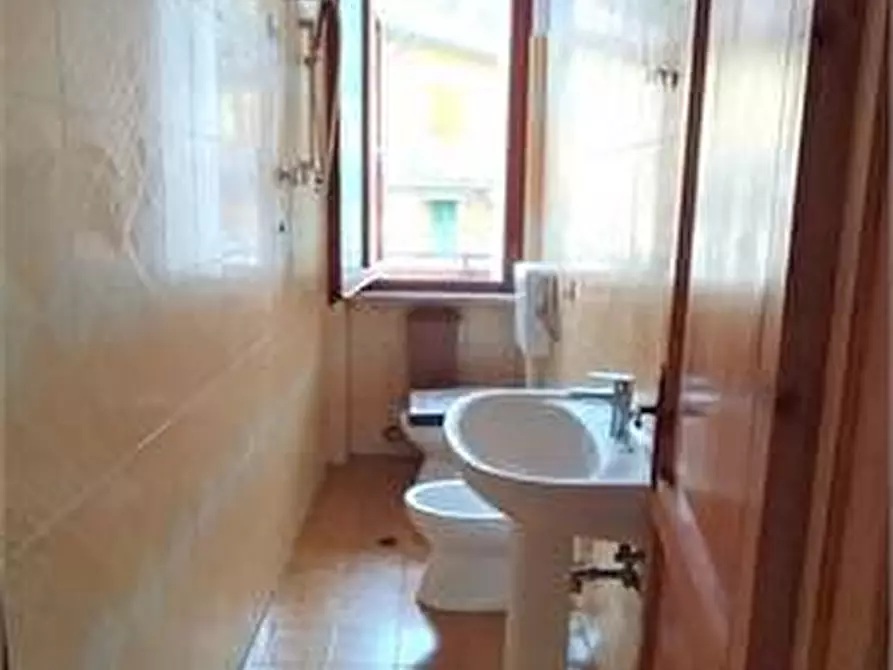 Immagine 9 di Appartamento in vendita  a Marliana