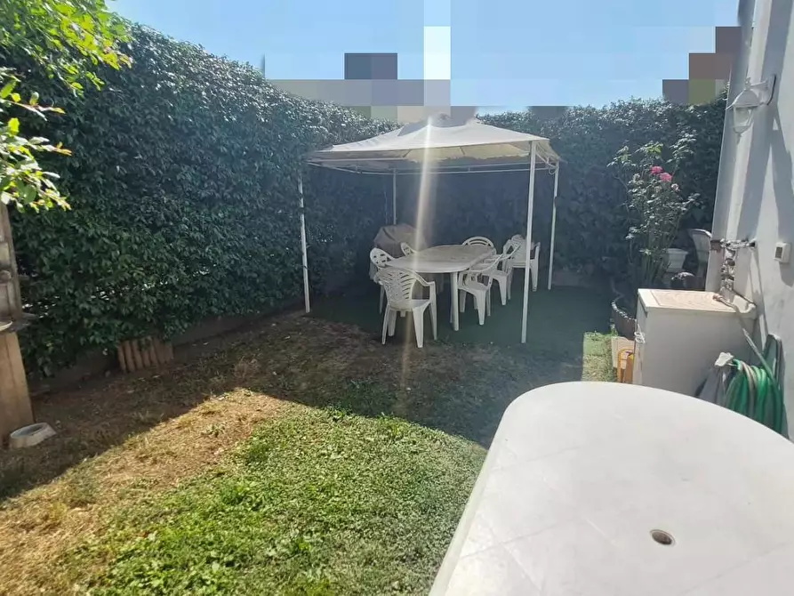 Immagine 36 di Terratetto in vendita  a Buti