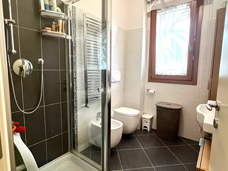 Immagine 18 di Appartamento in vendita  a Montelupo Fiorentino