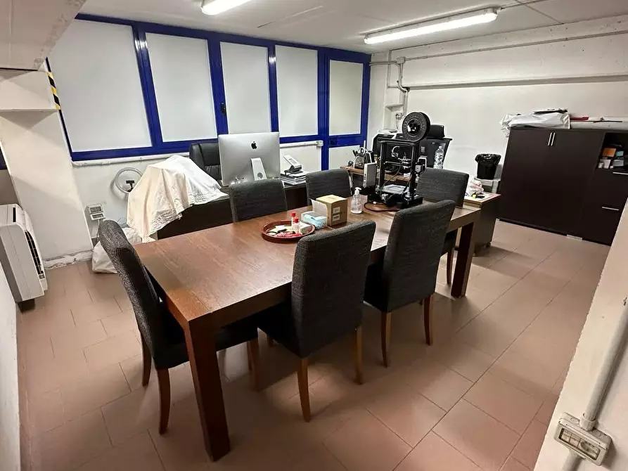 Immagine 11 di Capannone industriale in vendita  a Santa Croce Sull'arno