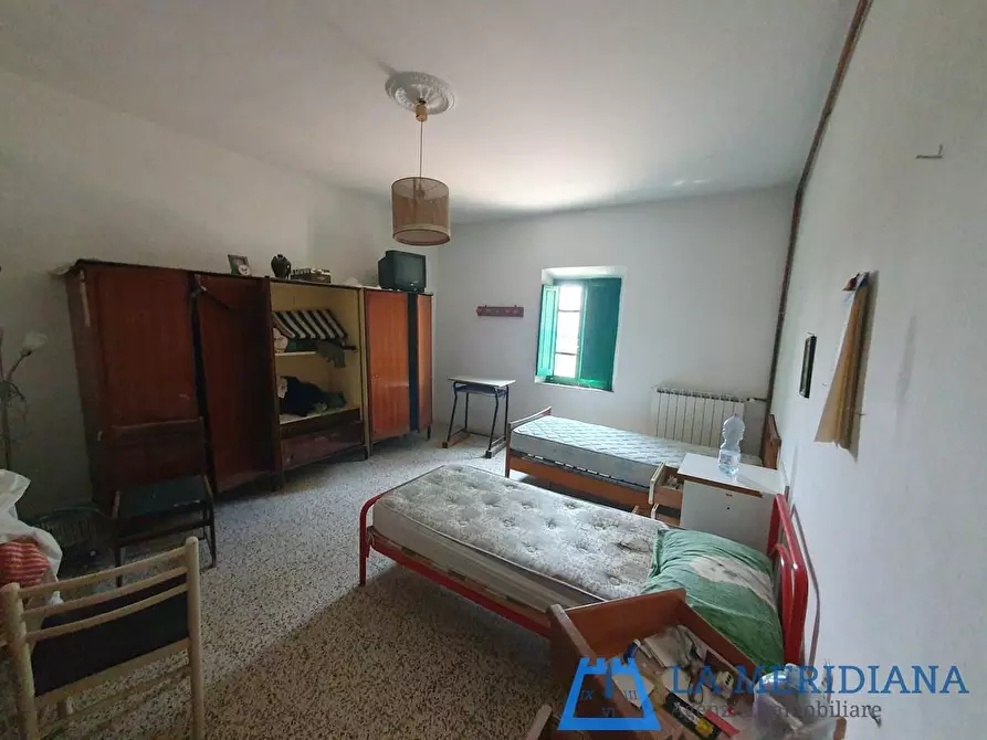 Immagine 4 di Casa colonica in vendita  a Lamporecchio