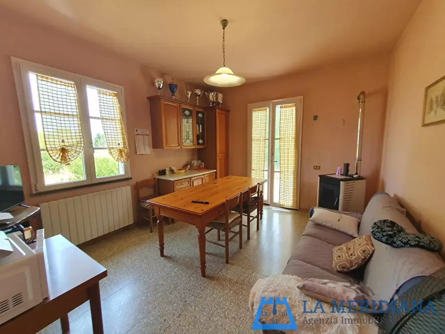 Immagine 1 di Casa indipendente in vendita  a Larciano