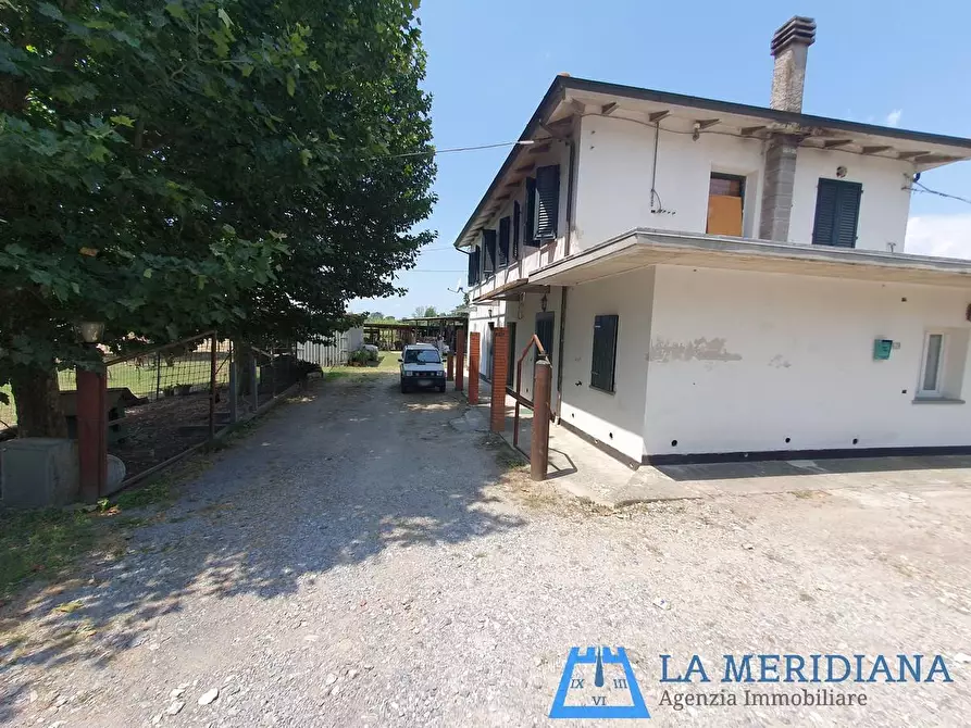 Immagine 30 di Casa indipendente in vendita  a Larciano