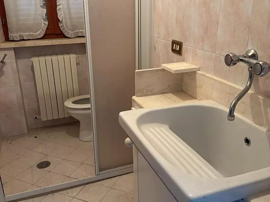 Immagine 11 di Casa bifamiliare in vendita  a Siena