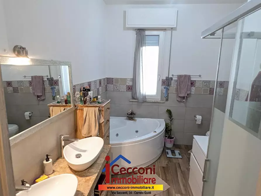 Immagine 13 di Appartamento in vendita  a Cerreto Guidi