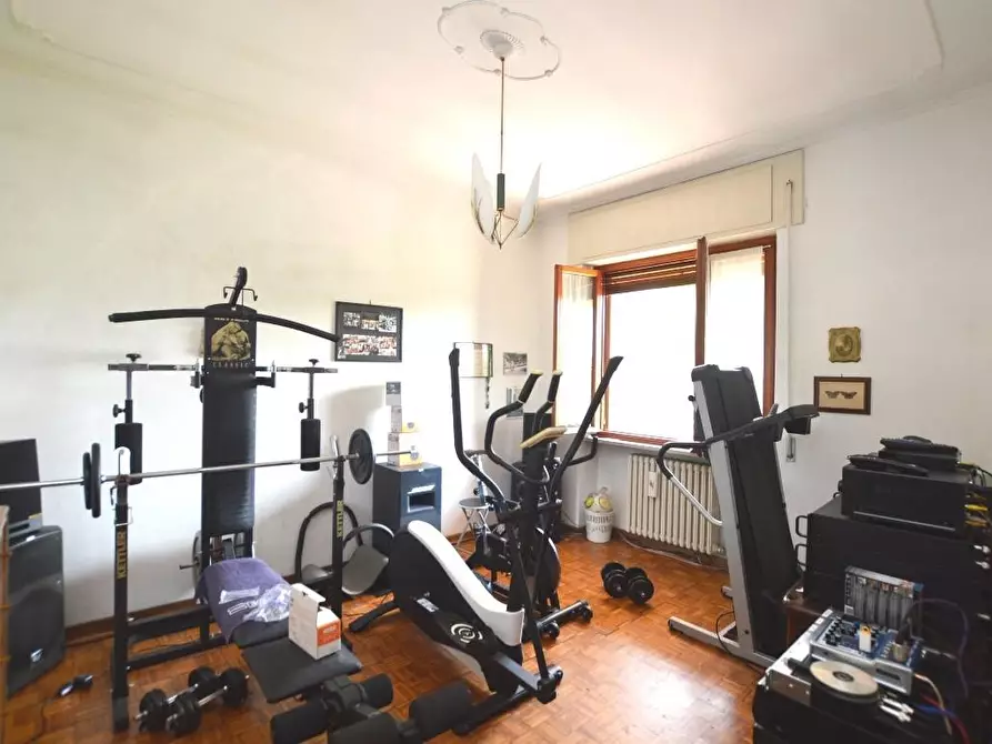 Immagine 22 di Villa in vendita  a Lucca