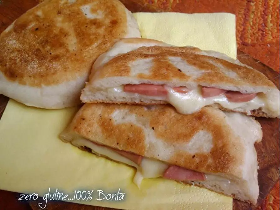 Immagine 13 di Attività commerciale in vendita  a Pisa