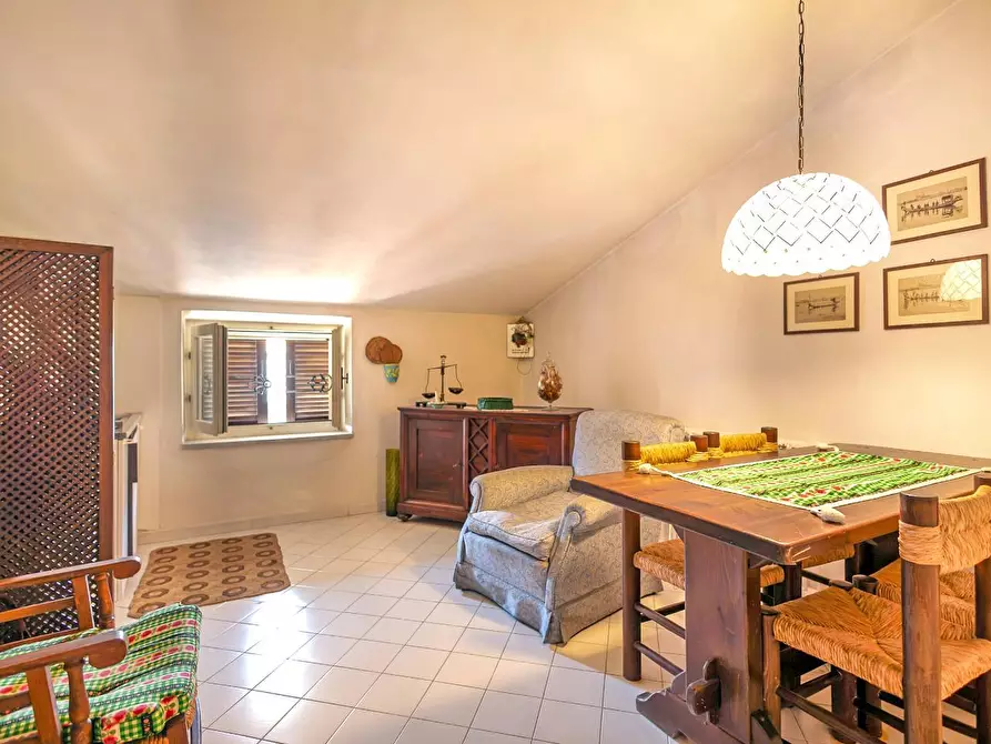 Immagine 21 di Terratetto in vendita  a Viareggio