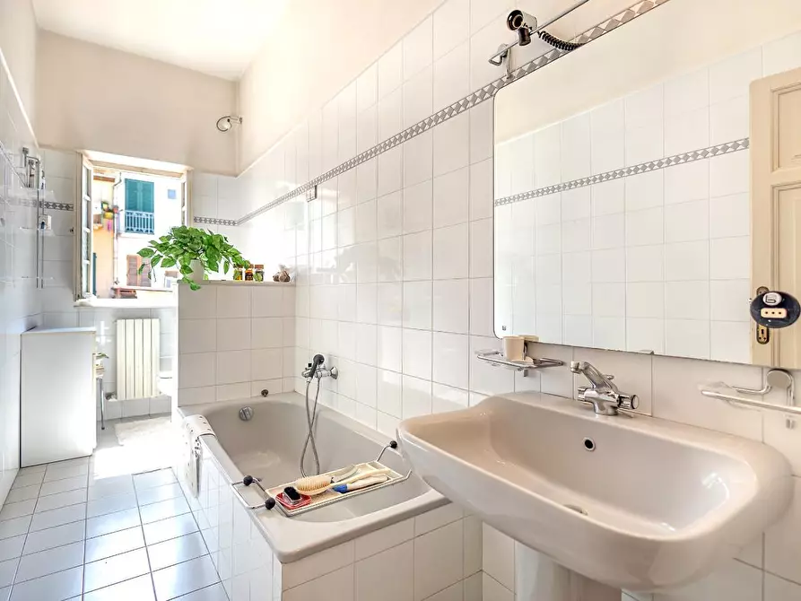 Immagine 24 di Terratetto in vendita  a Viareggio