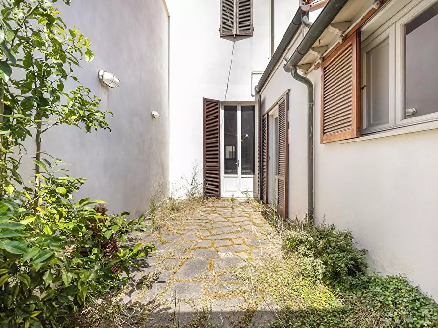 Immagine 10 di Terratetto in vendita  a Viareggio