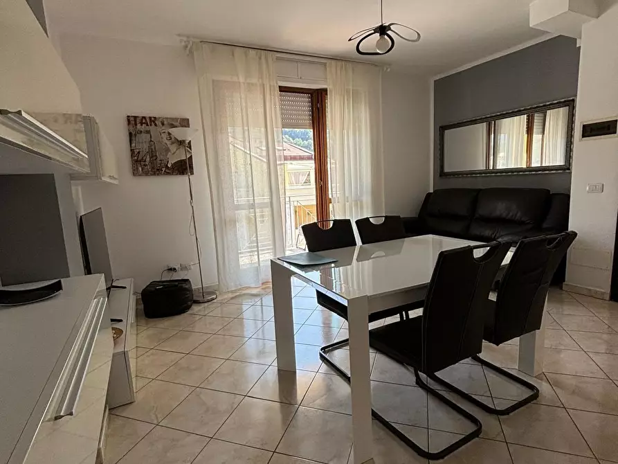 Immagine 4 di Appartamento in vendita  a Carrara