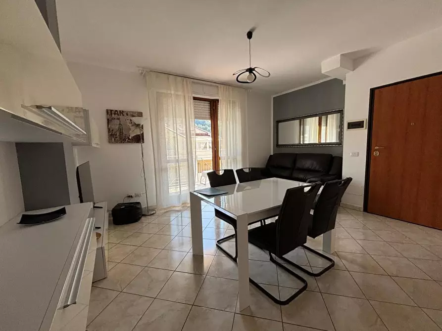 Immagine 14 di Appartamento in vendita  a Carrara